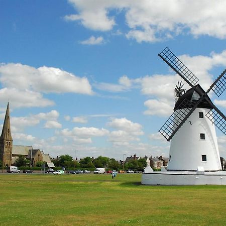 Fairhaven House Hotell Lytham St Annes Exteriör bild